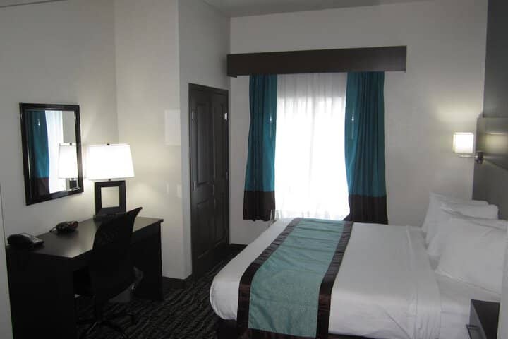 Room 7 of 25